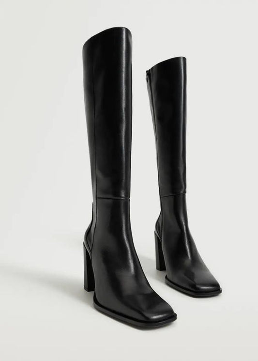 High-Heeled Leather Boots – Confidence and Elegance in Every Step